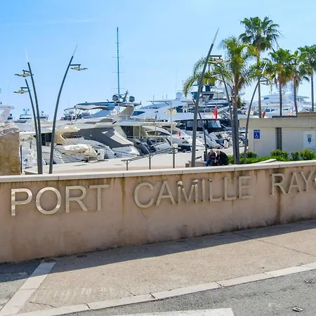 Voiles De Apartment